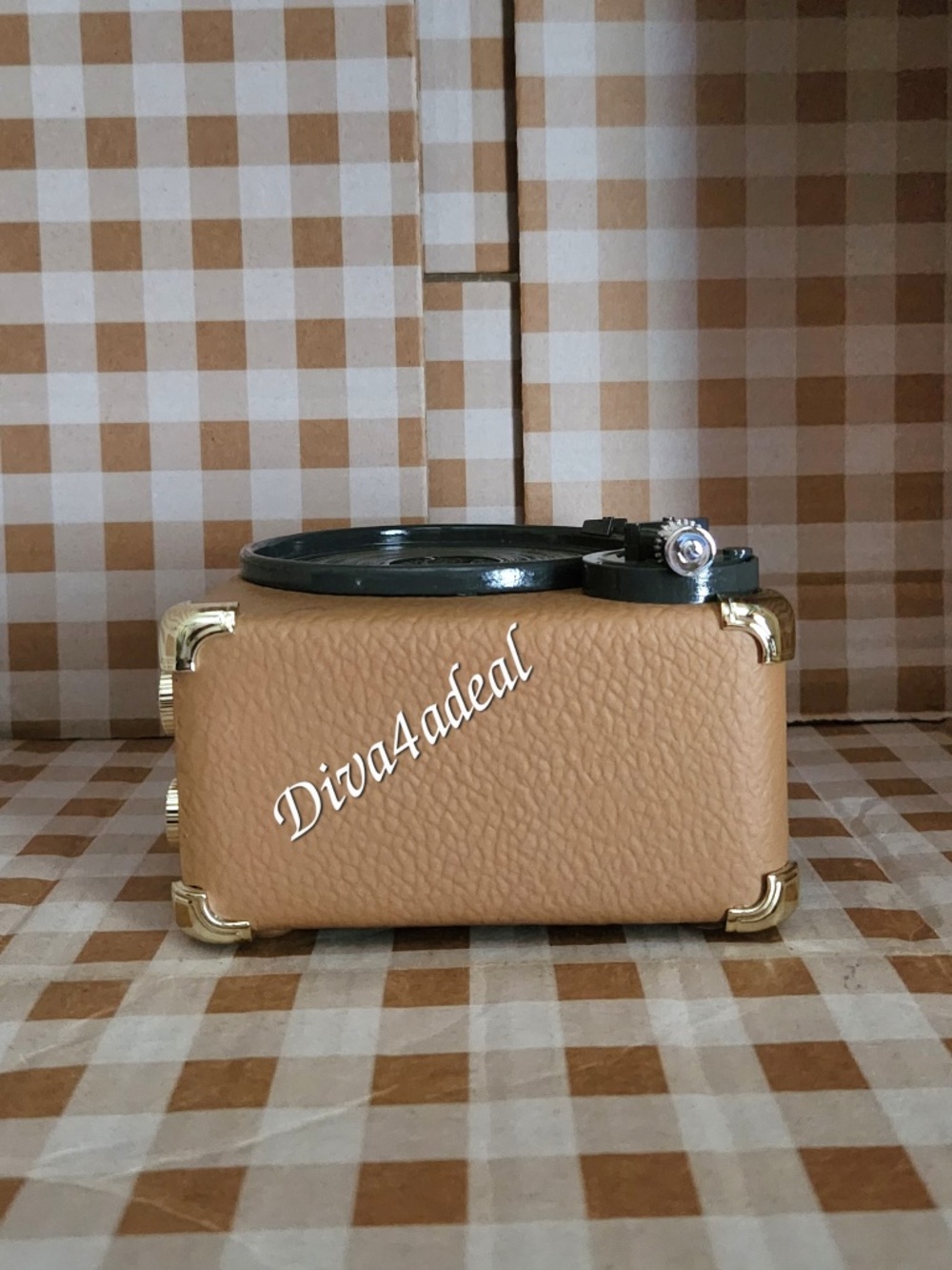New! Bath & Body Works VINTAGE RECORD PLAYER 3-Wick Candle Holder - Picture 6 of 7